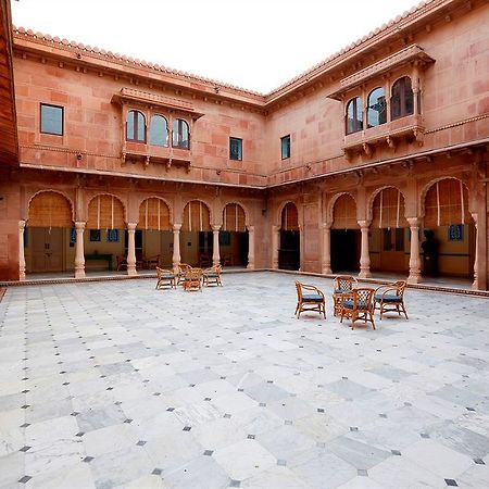 The Lallgarh Palace A Heritage Hotel Bikaner Exterior photo
