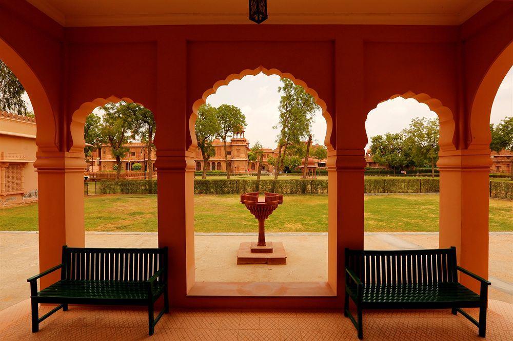 The Lallgarh Palace A Heritage Hotel Bikaner Exterior photo