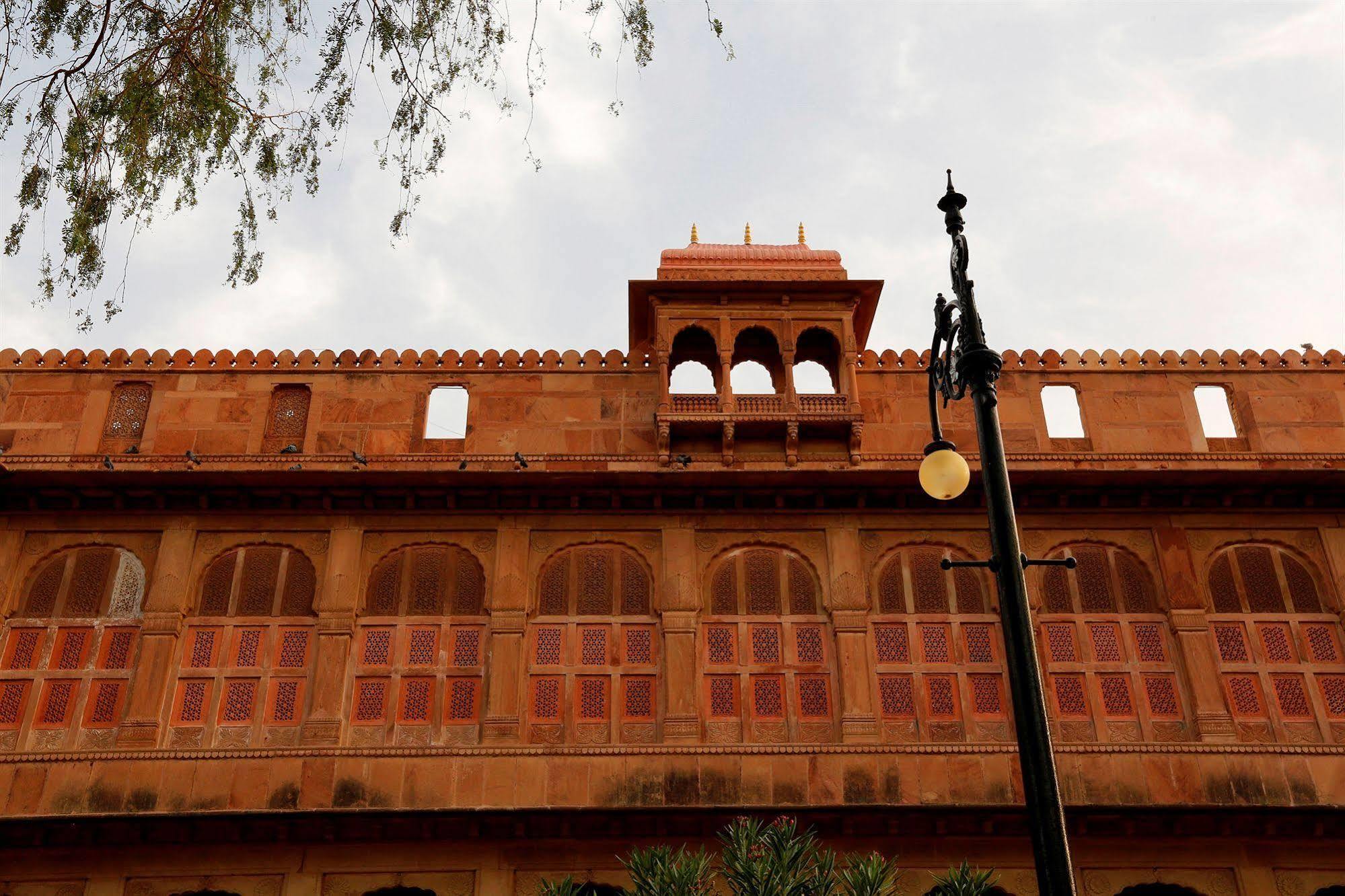 The Lallgarh Palace A Heritage Hotel Bikaner Exterior photo