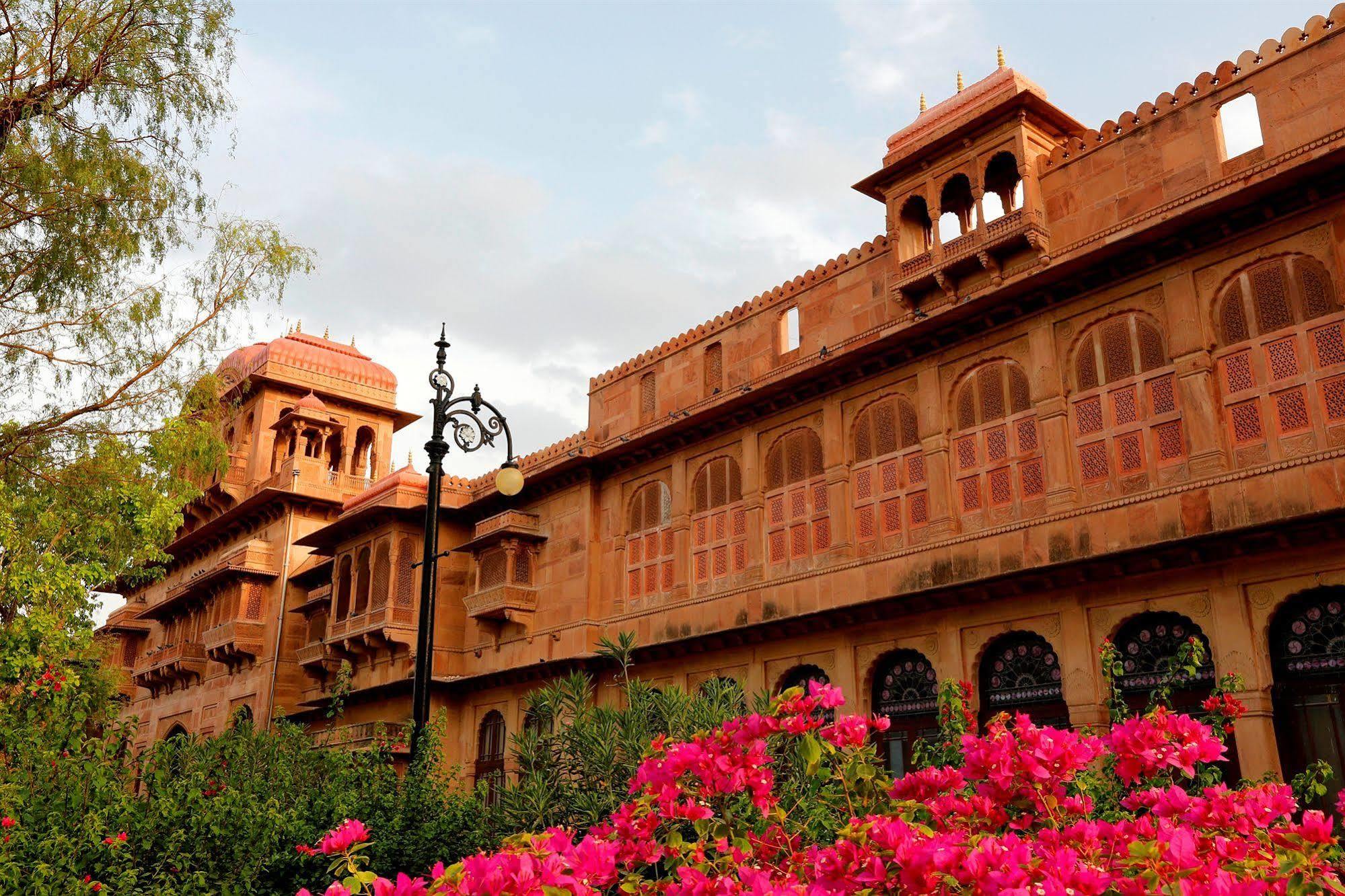 The Lallgarh Palace A Heritage Hotel Bikaner Exterior photo