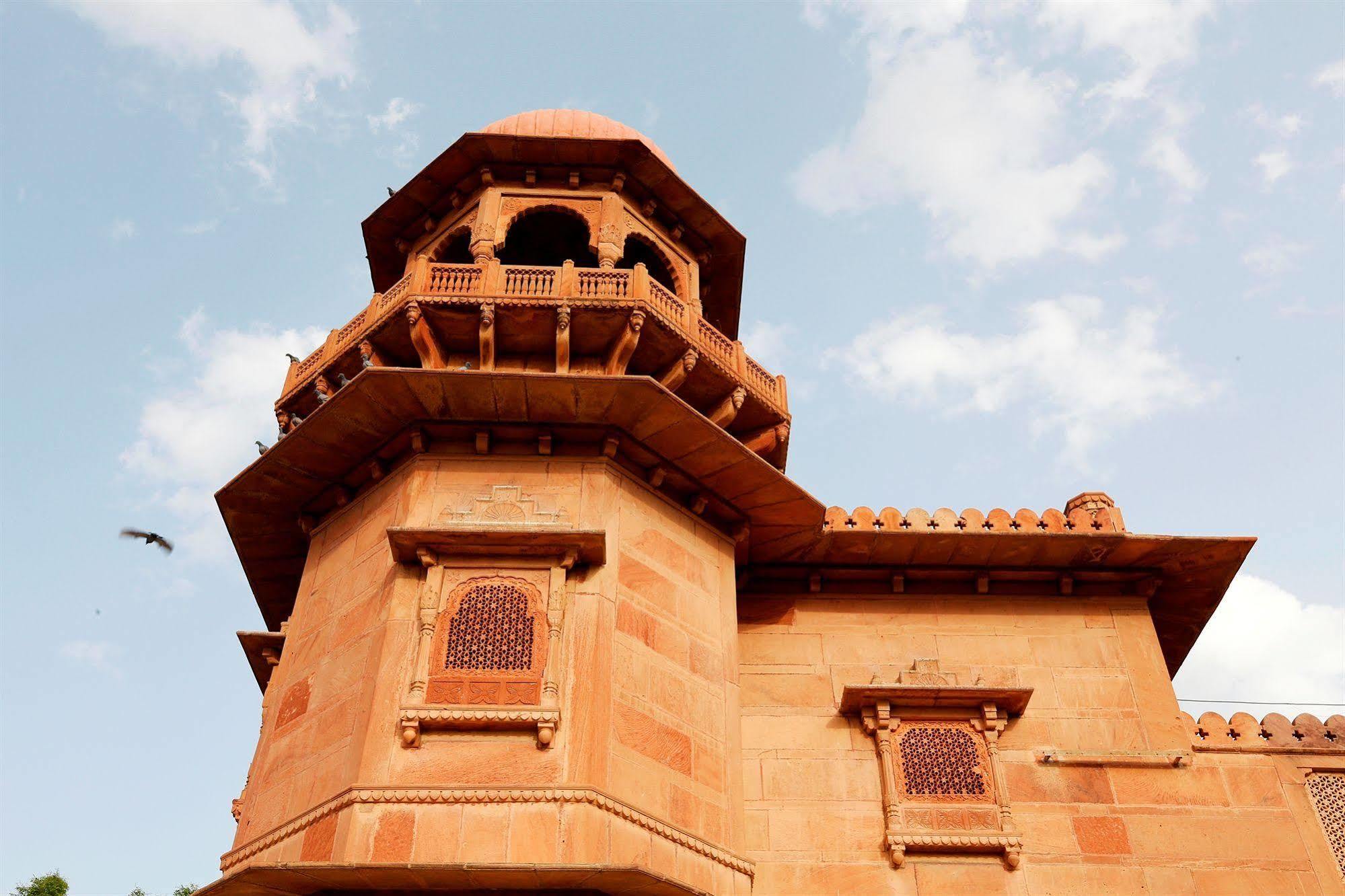 The Lallgarh Palace A Heritage Hotel Bikaner Exterior photo